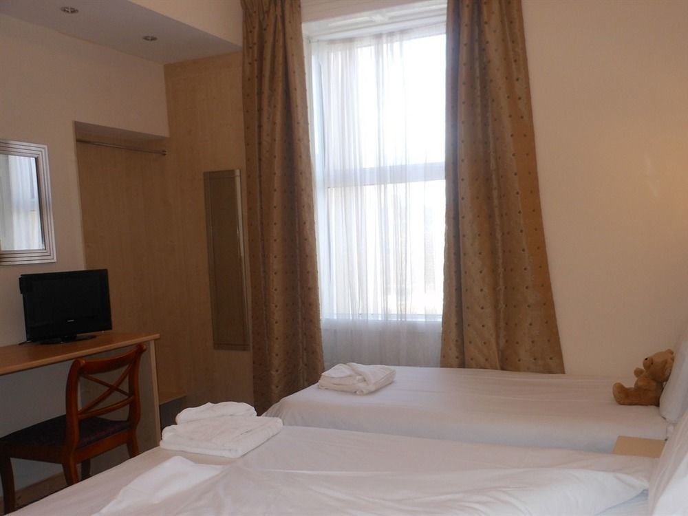 The Kynance House On Plymouth Hoe ,26 Ensuite Rooms Ngoại thất bức ảnh